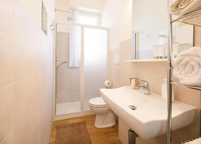 Cuore Di And Free Parking *