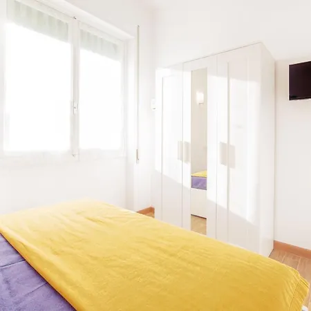 Cuore Di And Free Parking Санремо